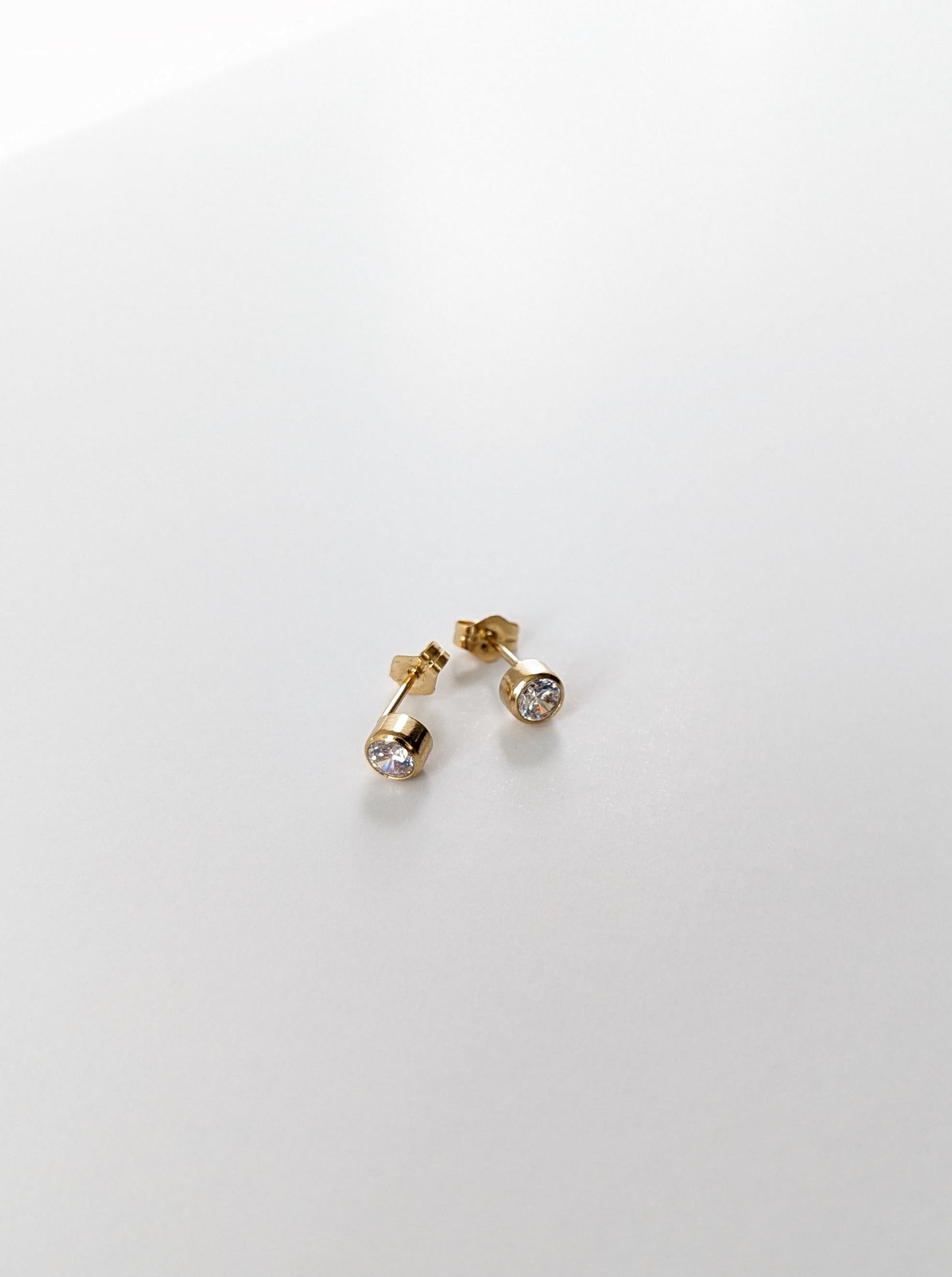Single Stone Studs