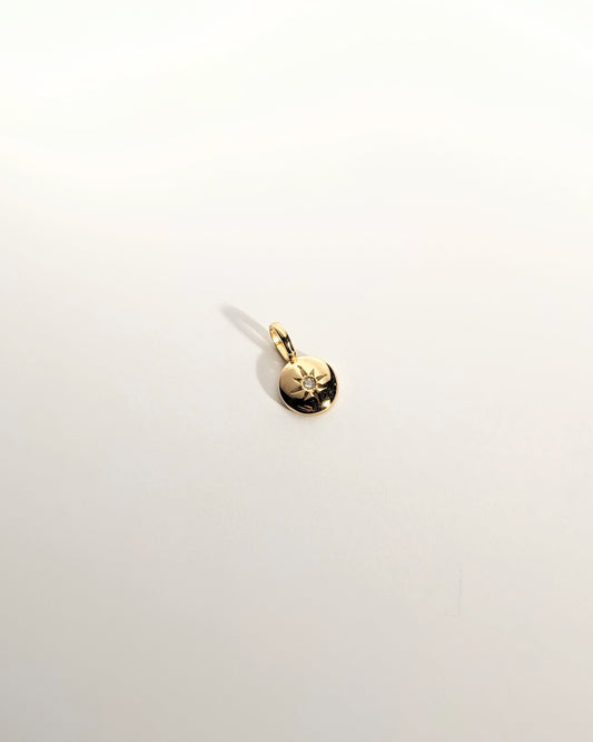 Round Star Charm